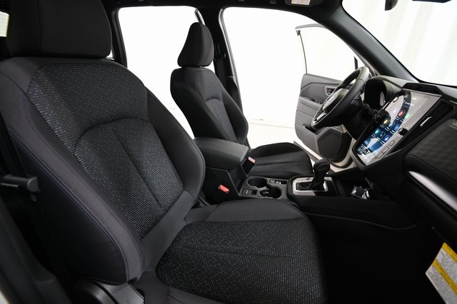 2025 Subaru Forester Premium photo 22
