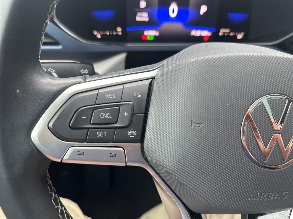 2022 Volkswagen Taos SE photo 11