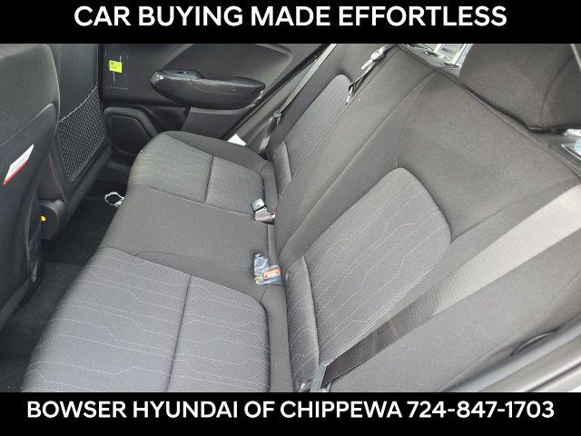 2026 Hyundai Venue SE photo 4