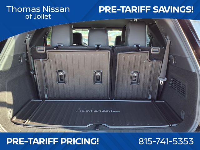 2025 Nissan Pathfinder Rock Creek photo 14