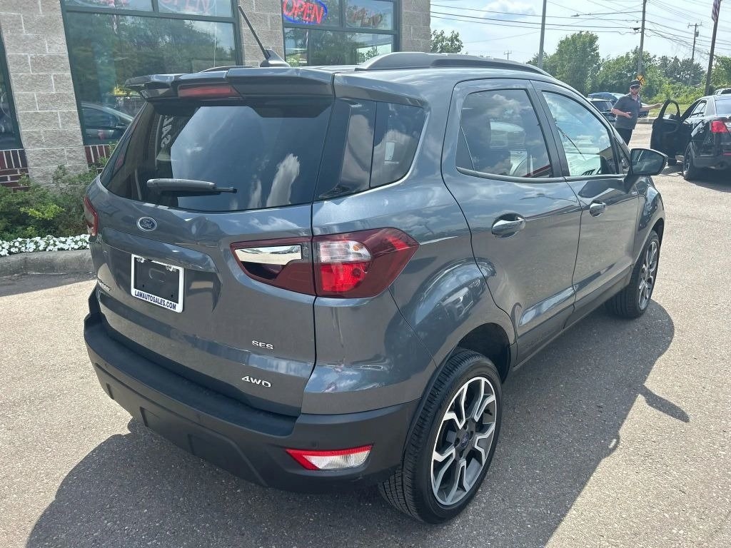 2020 Ford EcoSport SES photo 3