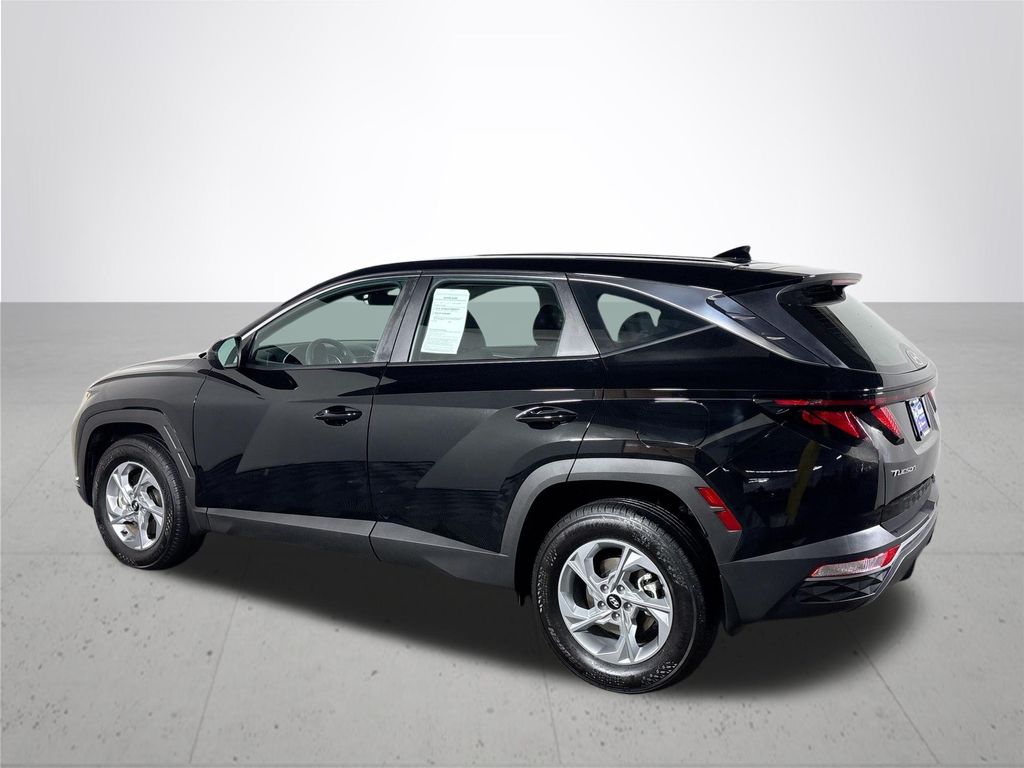 2023 Hyundai Tucson SE photo 4