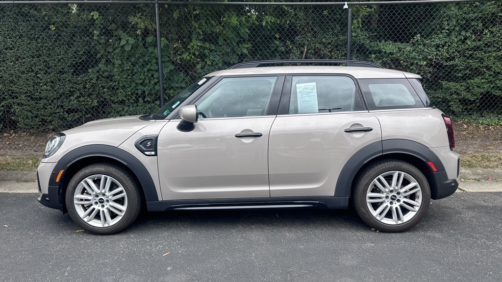 2024 Mini Cooper S Iconic photo 7