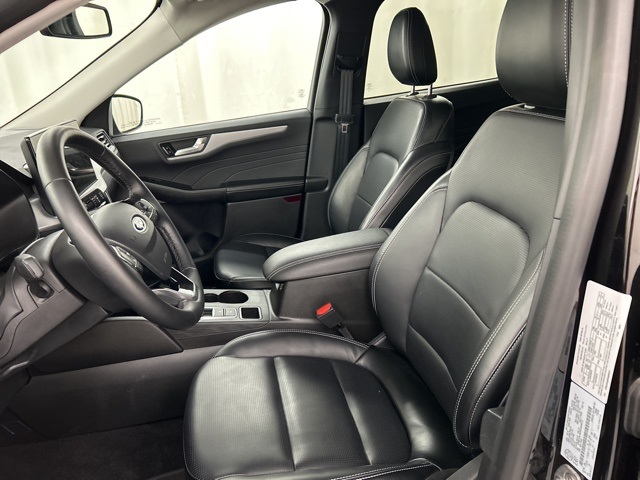 2024 Ford Escape Platinum photo 5