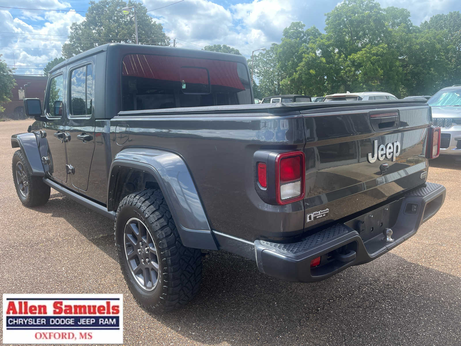 2023 Jeep Gladiator Overland photo 6