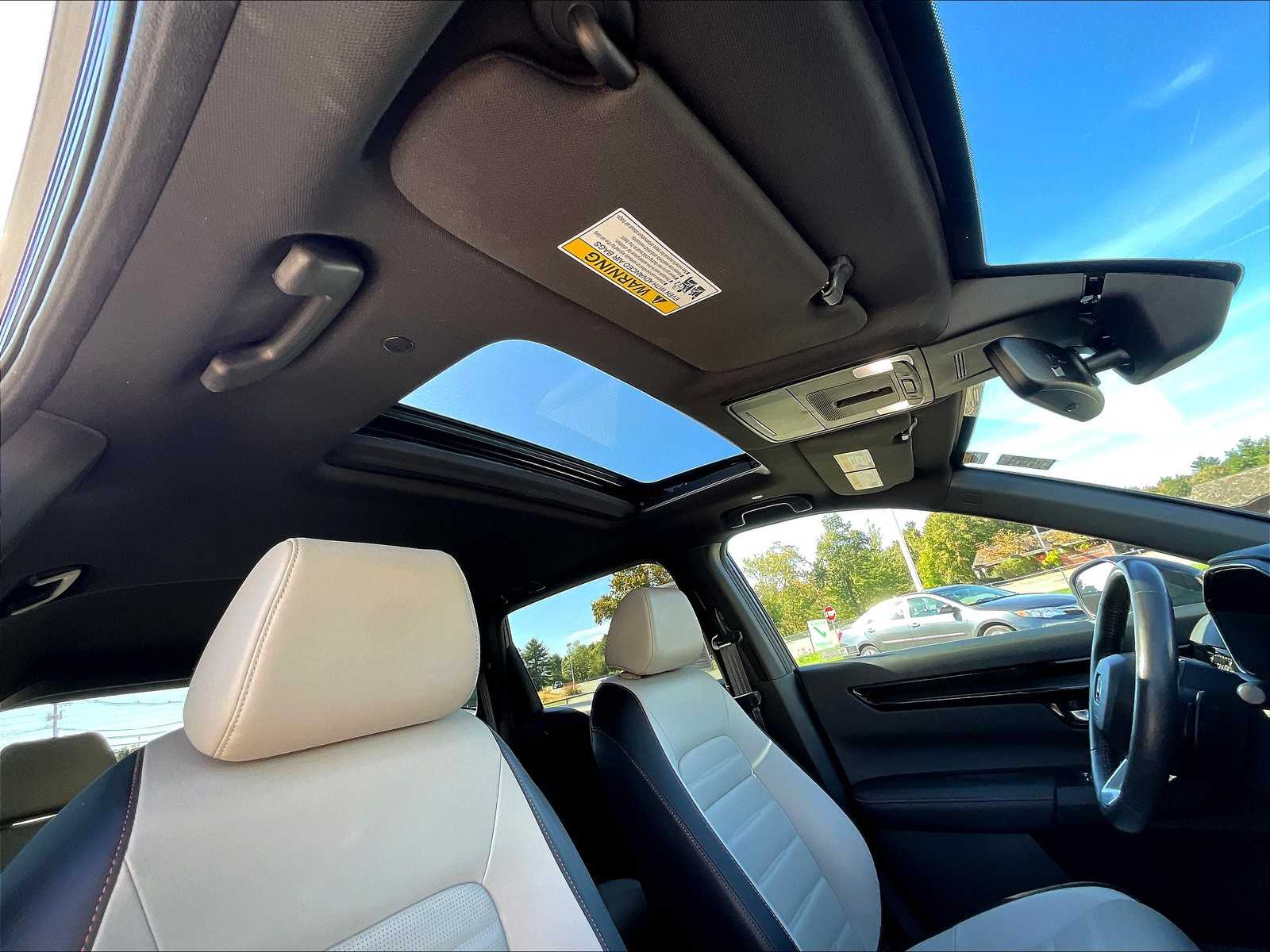 2024 Honda CR-V Hybrid Sport Touring photo 22