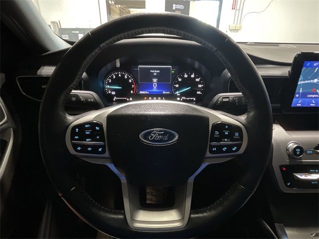 2023 Ford Explorer XLT photo 15