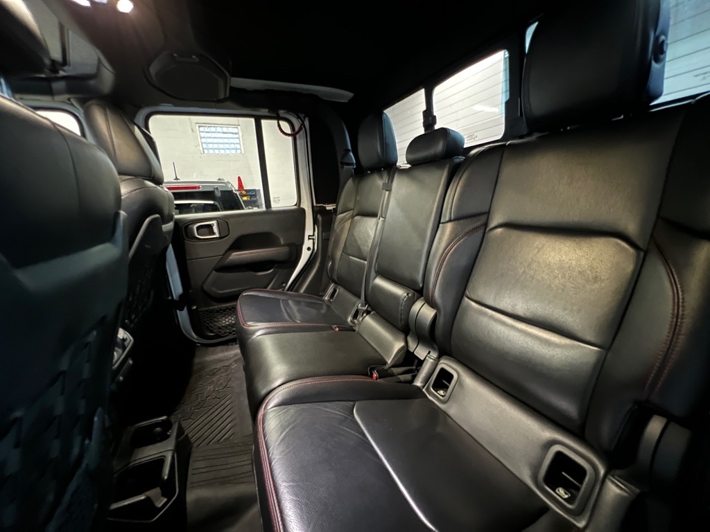 2020 Jeep Gladiator Rubicon photo 20