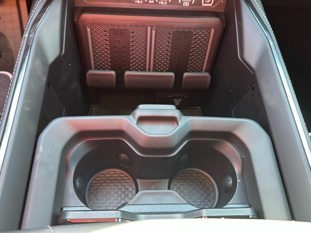 2025 Ram 1500 Limited photo 28