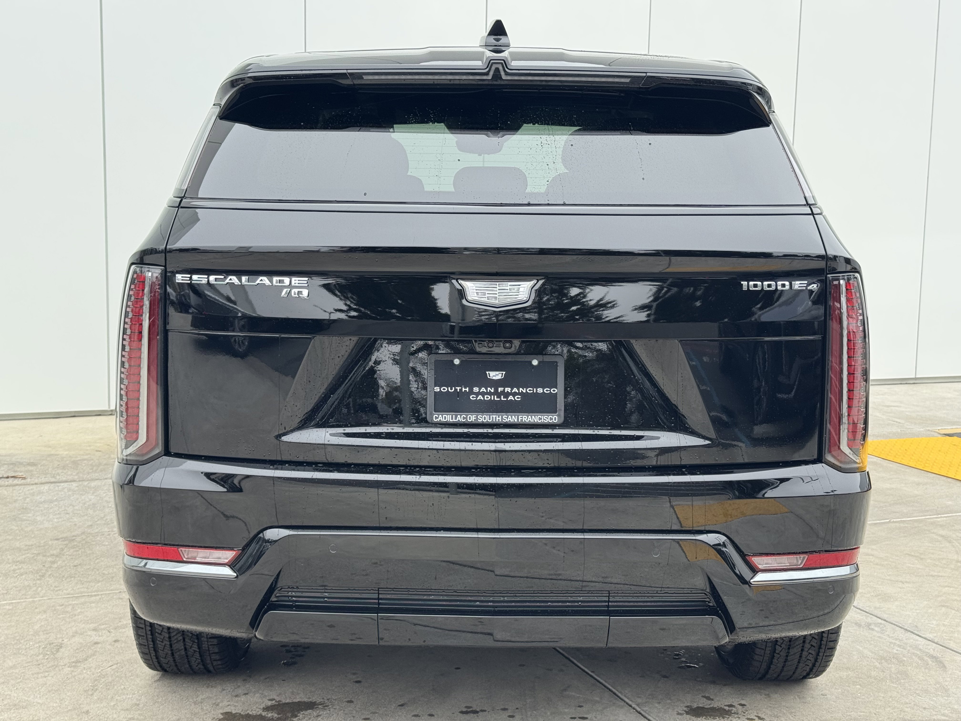 2025 Cadillac Escalade IQ Sport photo 4