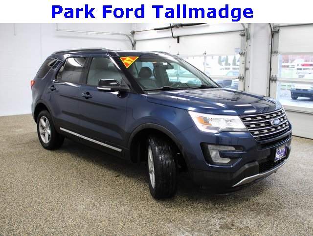 2017 Ford Explorer XLT's photo