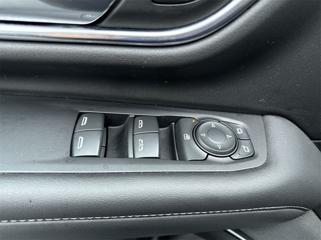 2021 Chevrolet Tahoe photo 13