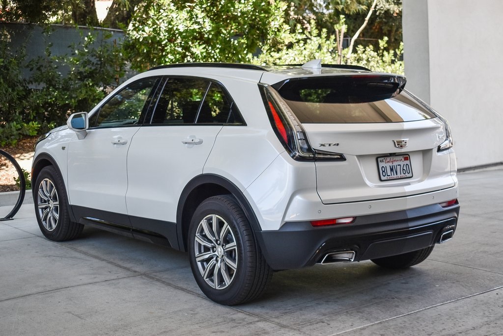 2019 Cadillac XT4 Sport photo 4