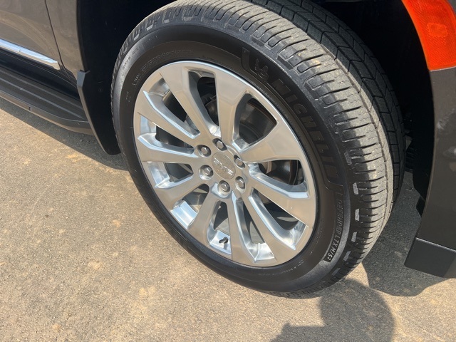 2021 Gmc Yukon XL SLT photo 2