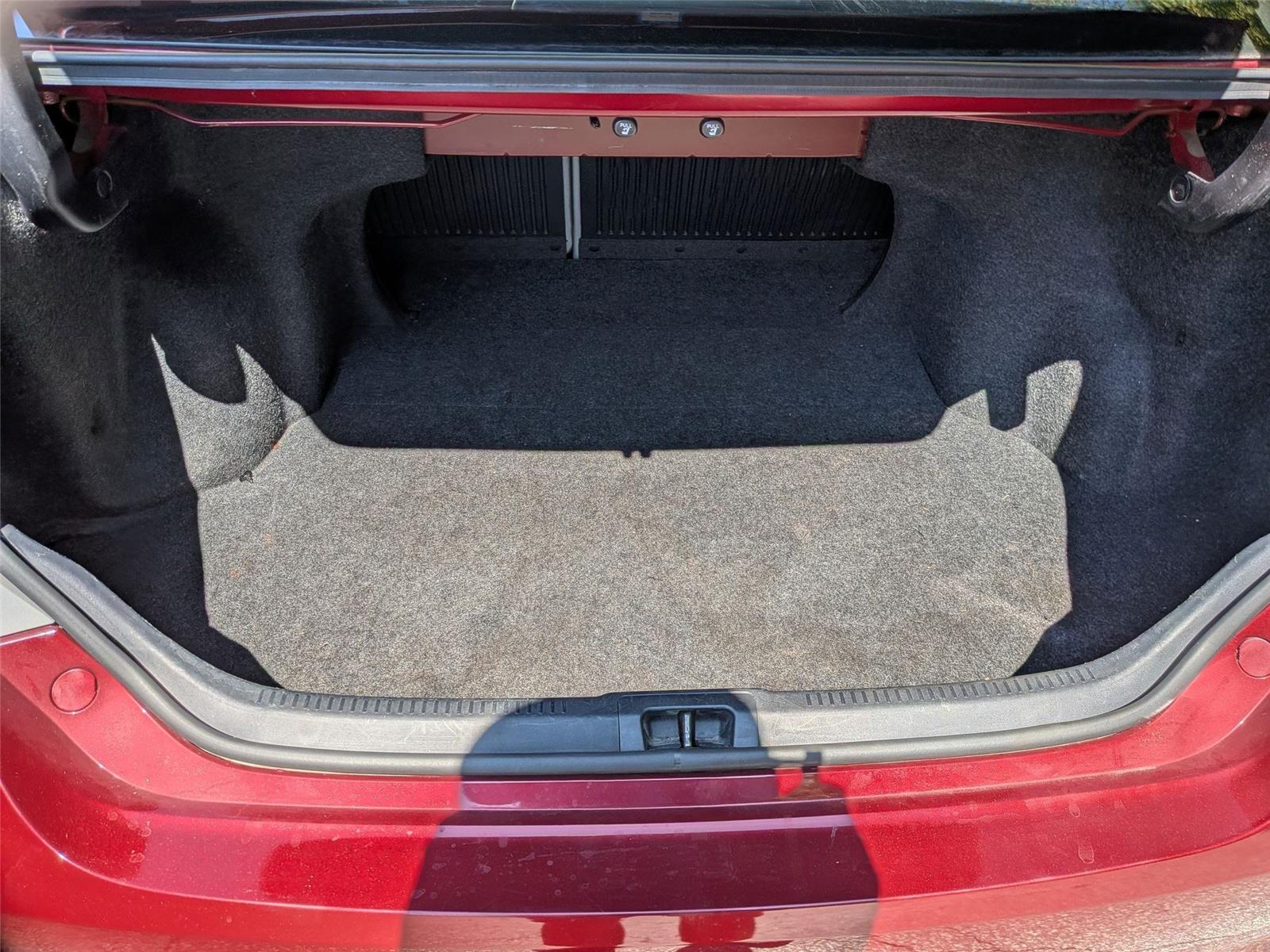 2015 Toyota Camry XSE photo 30