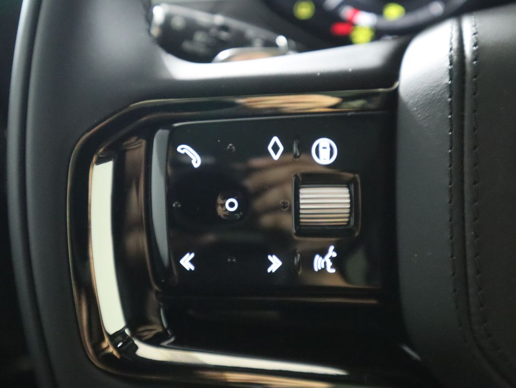 2025 Land Rover Range Rover Sport SE photo 11