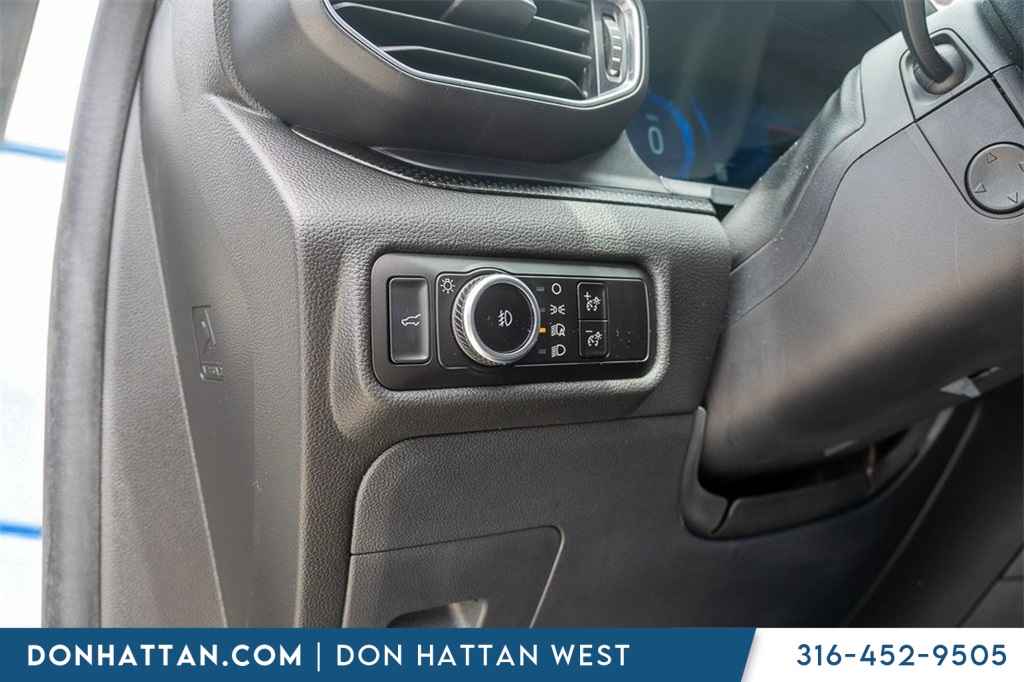 2023 Ford Explorer ST photo 16