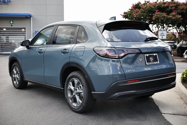2026 Honda HR-V LX photo 7
