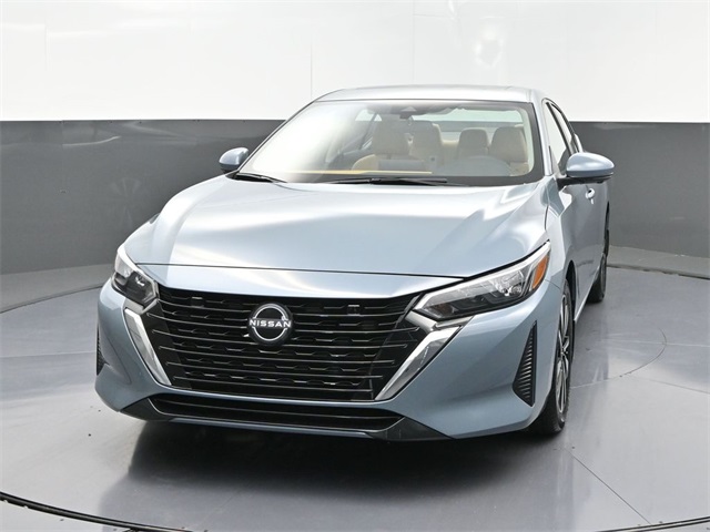 2025 Nissan Sentra SV photo 2