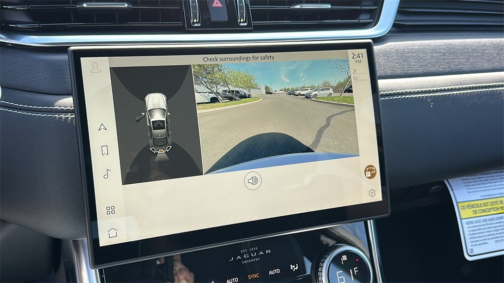 2024 Jaguar XF P300 R-Dynamic SE photo 17