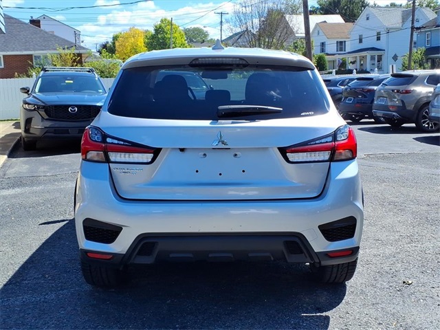 2022 Mitsubishi Outlander Sport ES photo 4