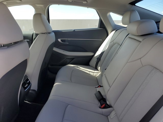 2025 Hyundai Sonata Hybrid Limited photo 12