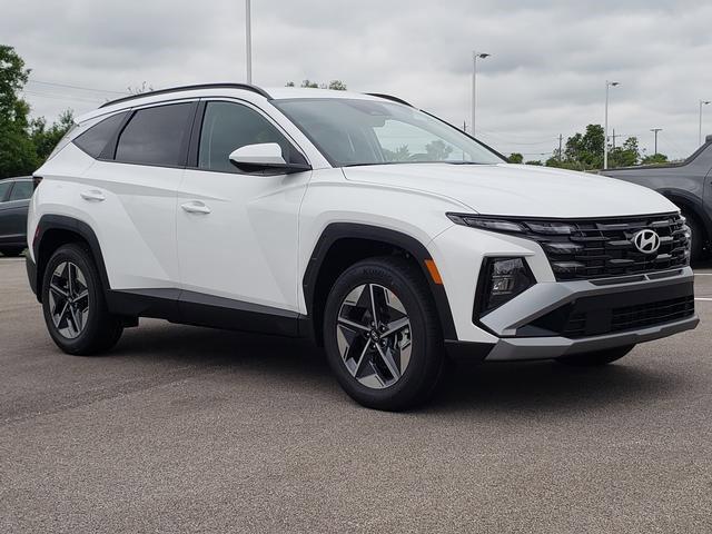 2025 Hyundai Tucson SEL photo 3