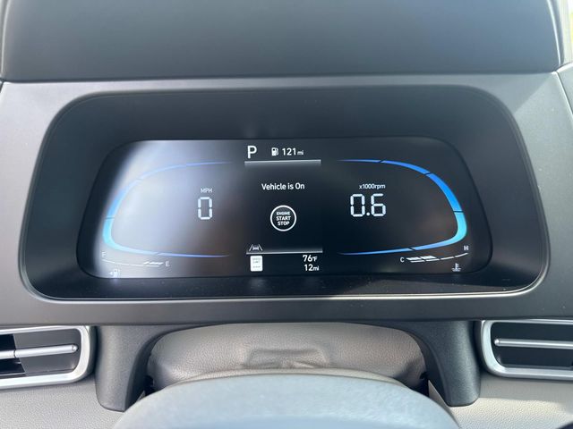 2025 Hyundai Elantra SEL Sport photo 24