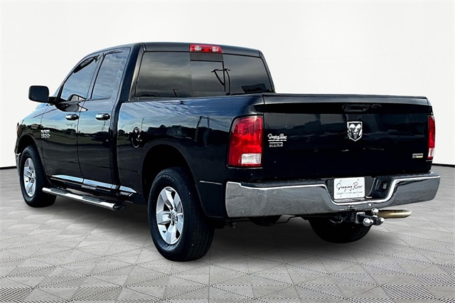 2015 Ram 1500 SLT photo 4