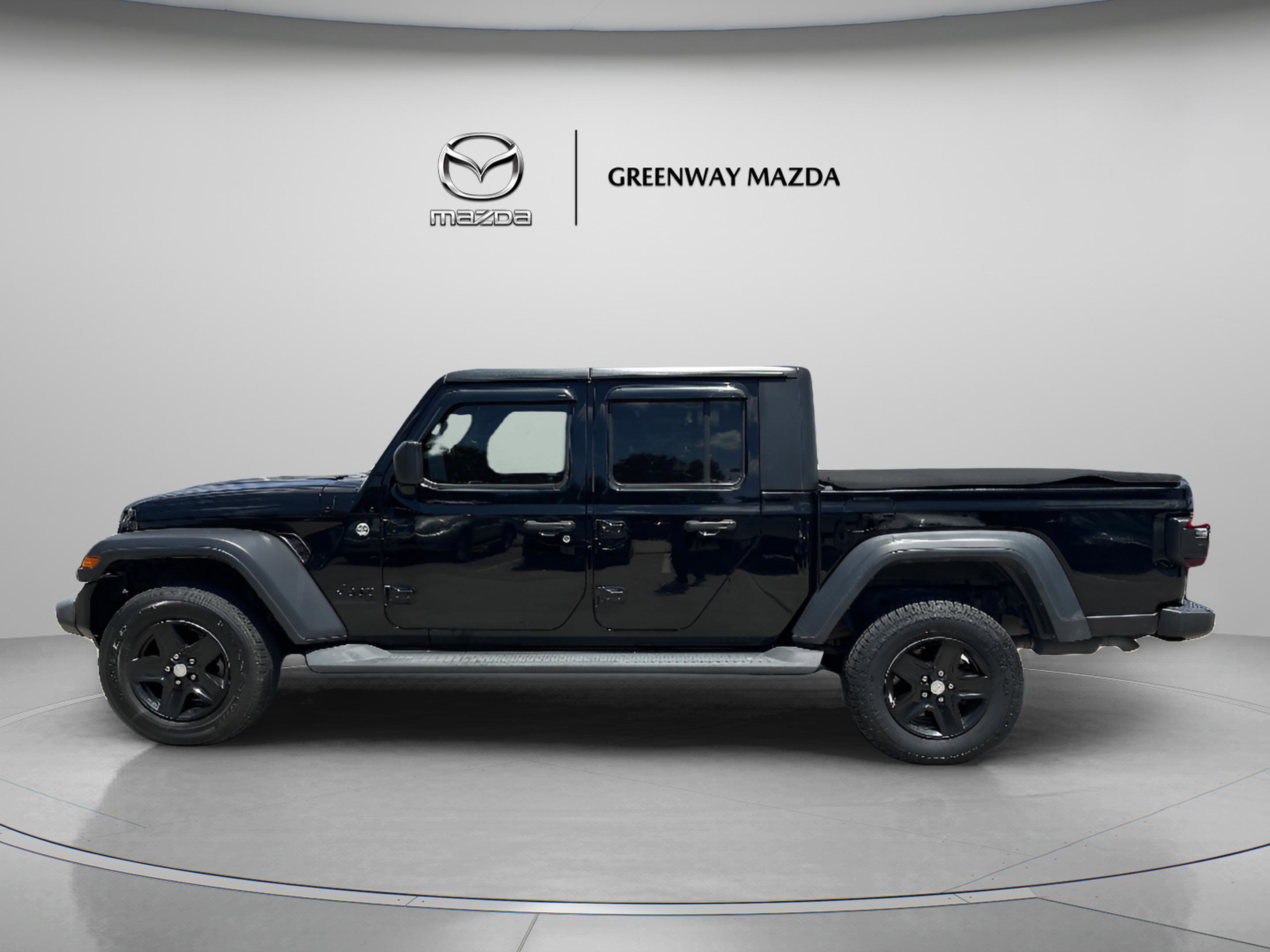 2020 Jeep Gladiator Sport photo 3