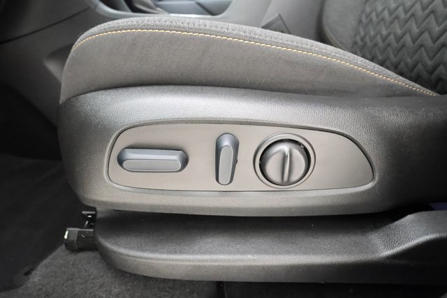 2022 Chevrolet Equinox LT photo 9