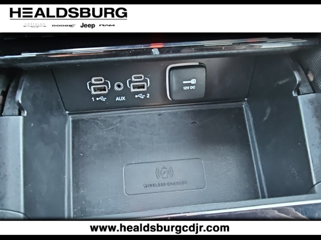 2024 Jeep Grand Cherokee Altitude photo 14