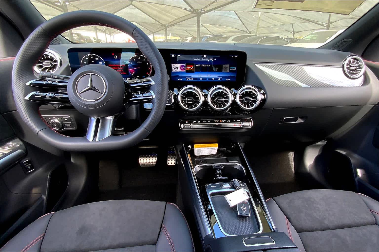 2025 Mercedes Benz GLA 250 photo 7