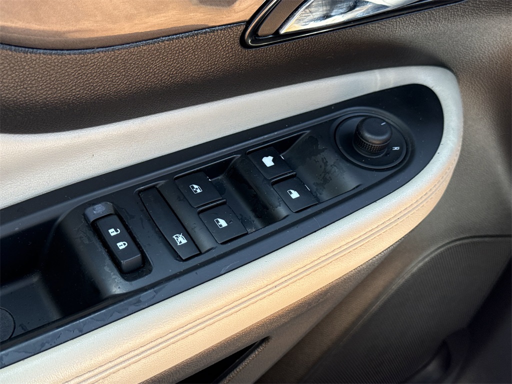 2020 Buick Encore Preferred photo 15