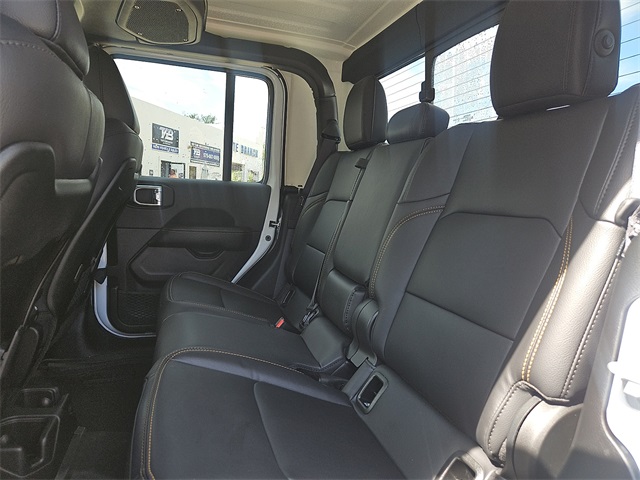 2025 Jeep Gladiator Texas Trail photo 9