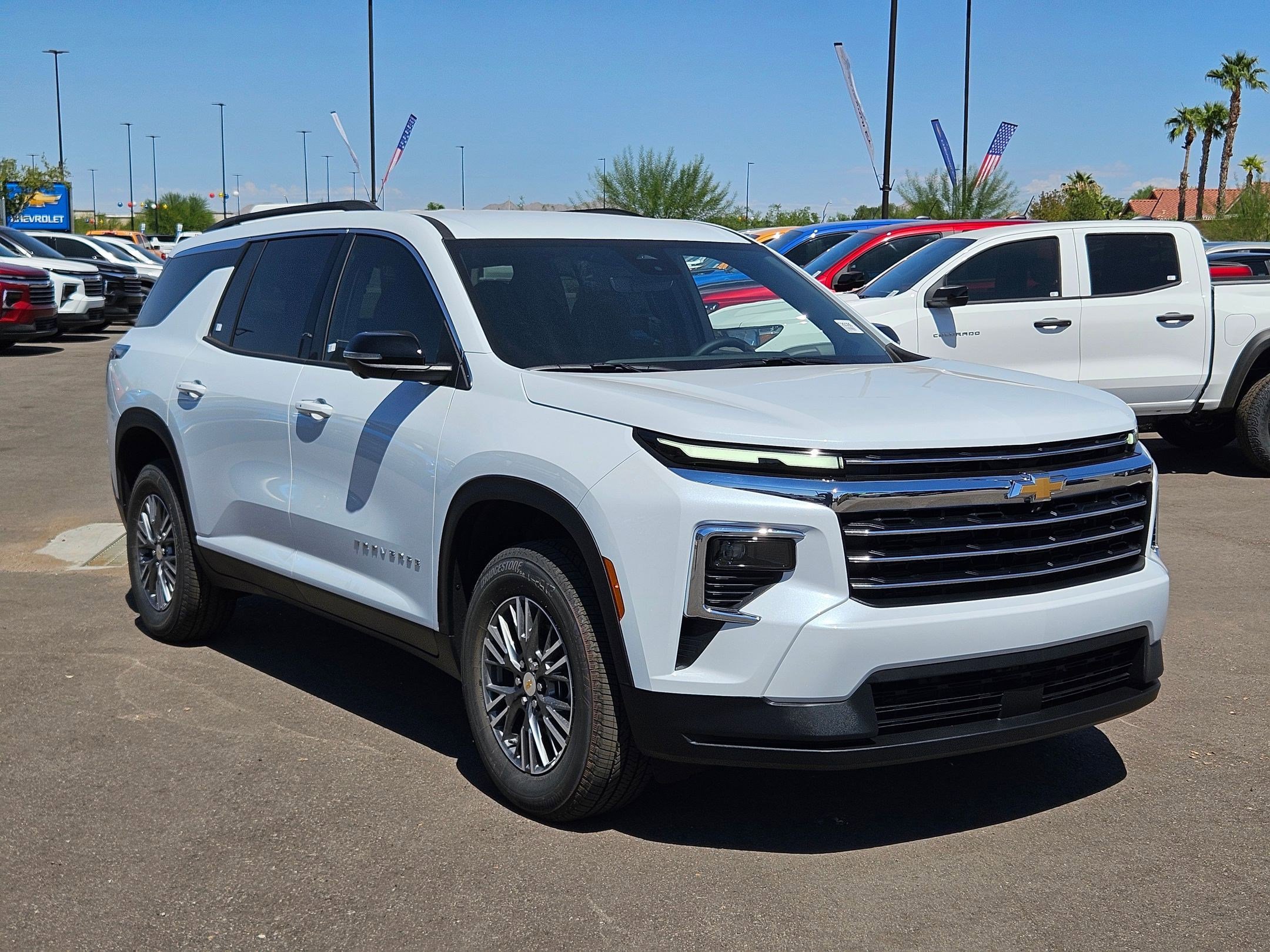 2026 Chevrolet Traverse photo 6