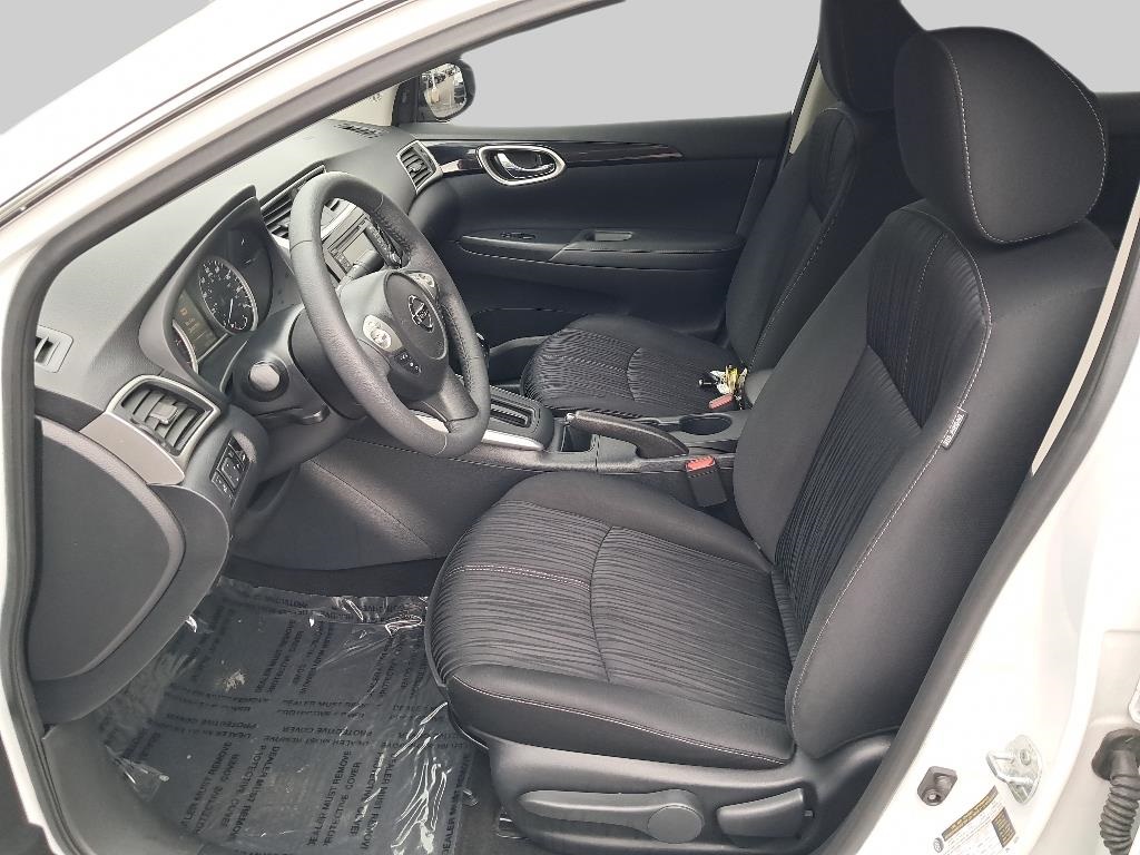 2017 Nissan Sentra photo 7