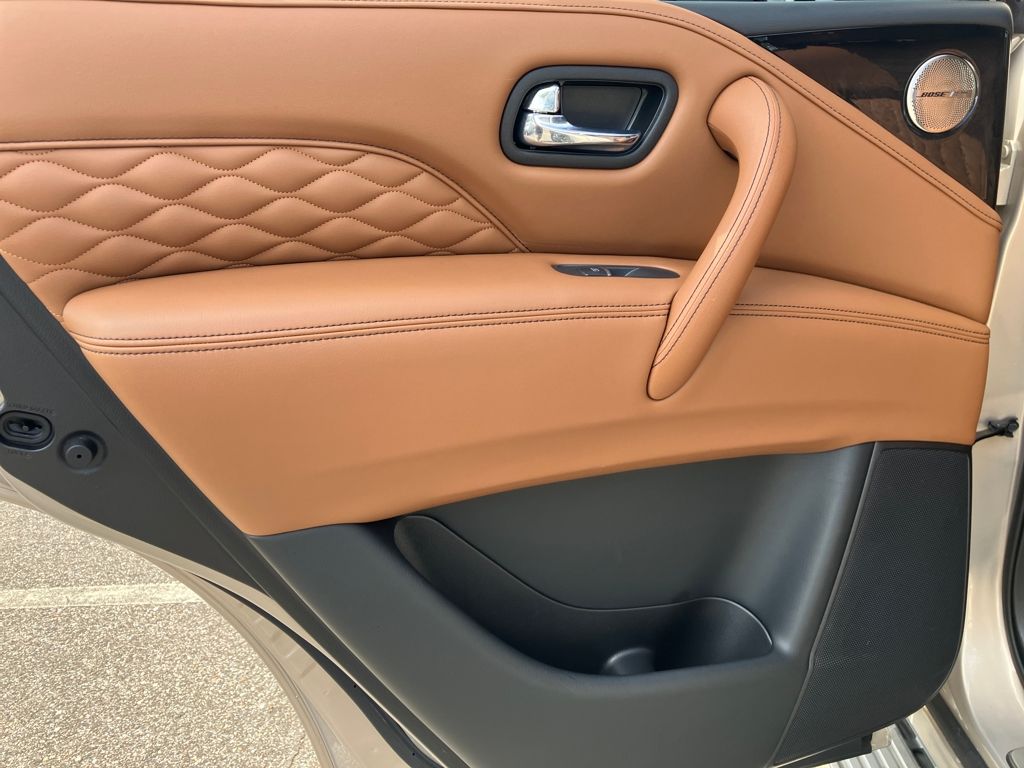 2024 Infiniti QX80 Sensory photo 28