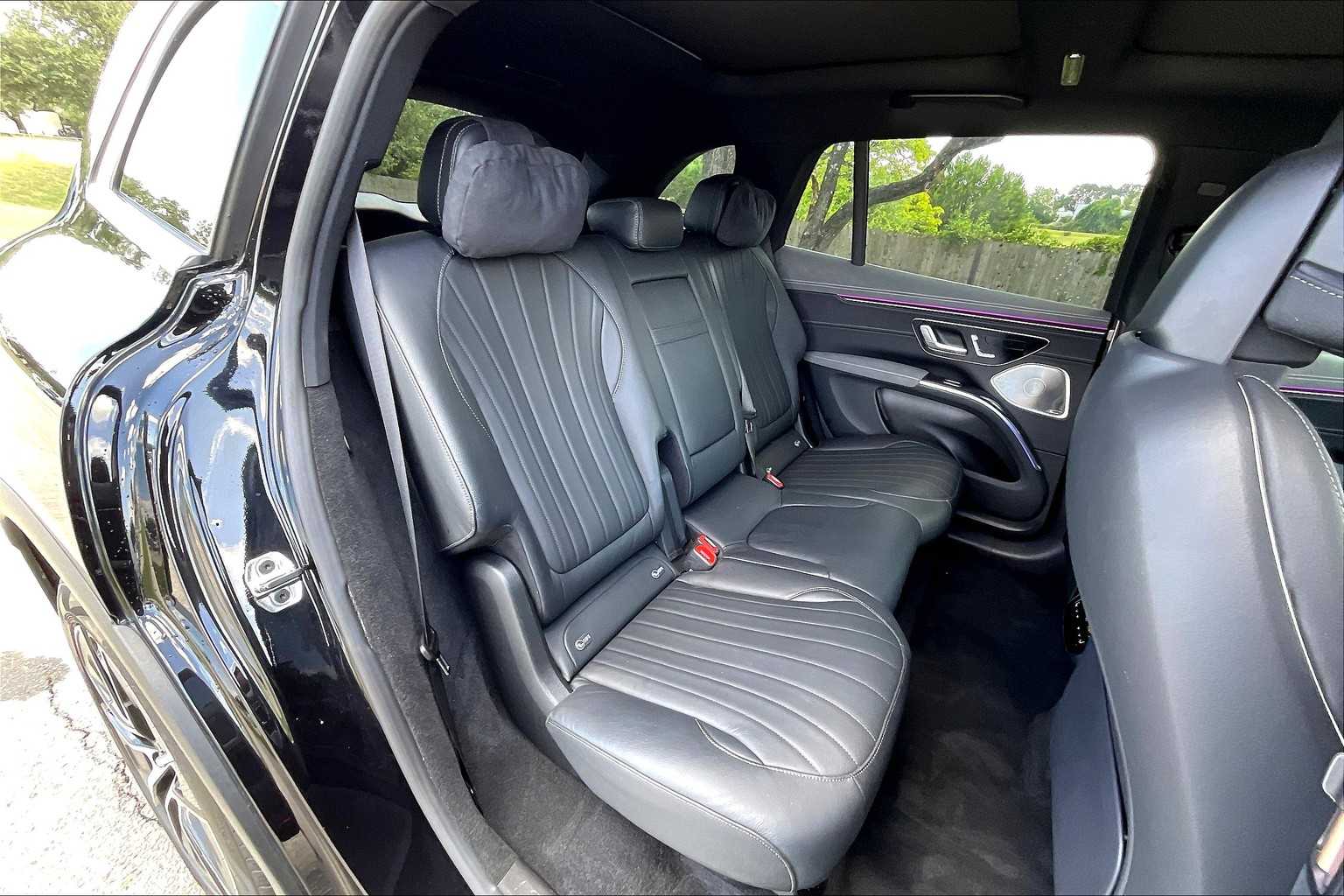 2023 Mercedes Benz EQS SUV 450 photo 18