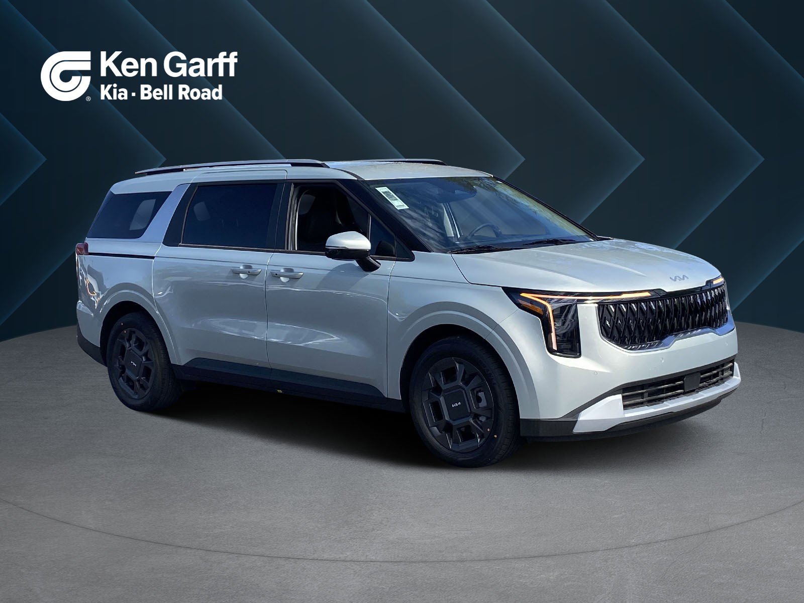 2026 Kia Carnival EX's photo