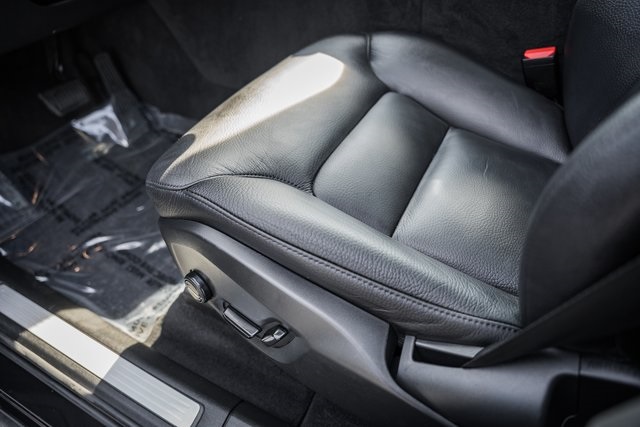 2023 Volvo XC60 Plus photo 29