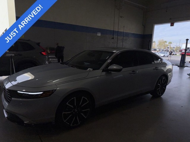 2025 Honda Accord Hybrid Touring's photo