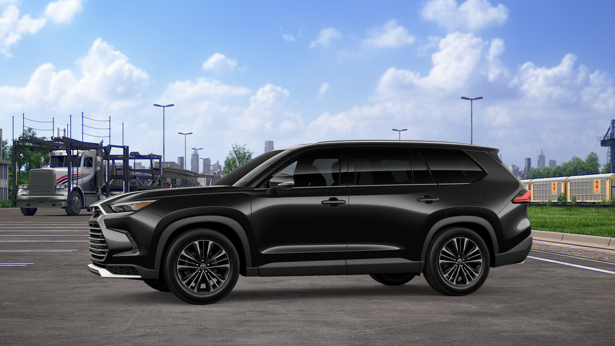 2026 Toyota Grand Highlander Hybrid MAX Platinum AWD photo 3