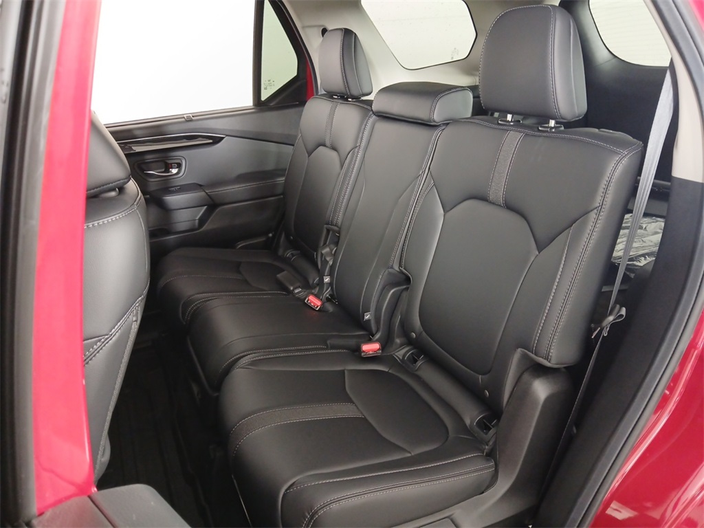 2025 Honda Pilot EX-L photo 17