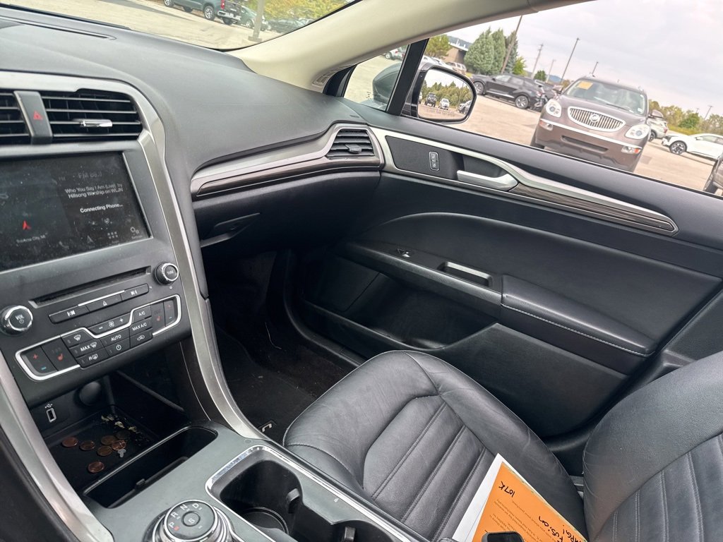 2017 Ford Fusion SE photo 43