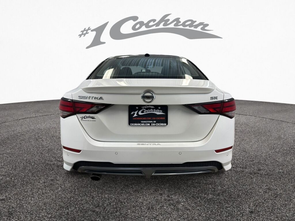 2022 Nissan Sentra SR photo 16