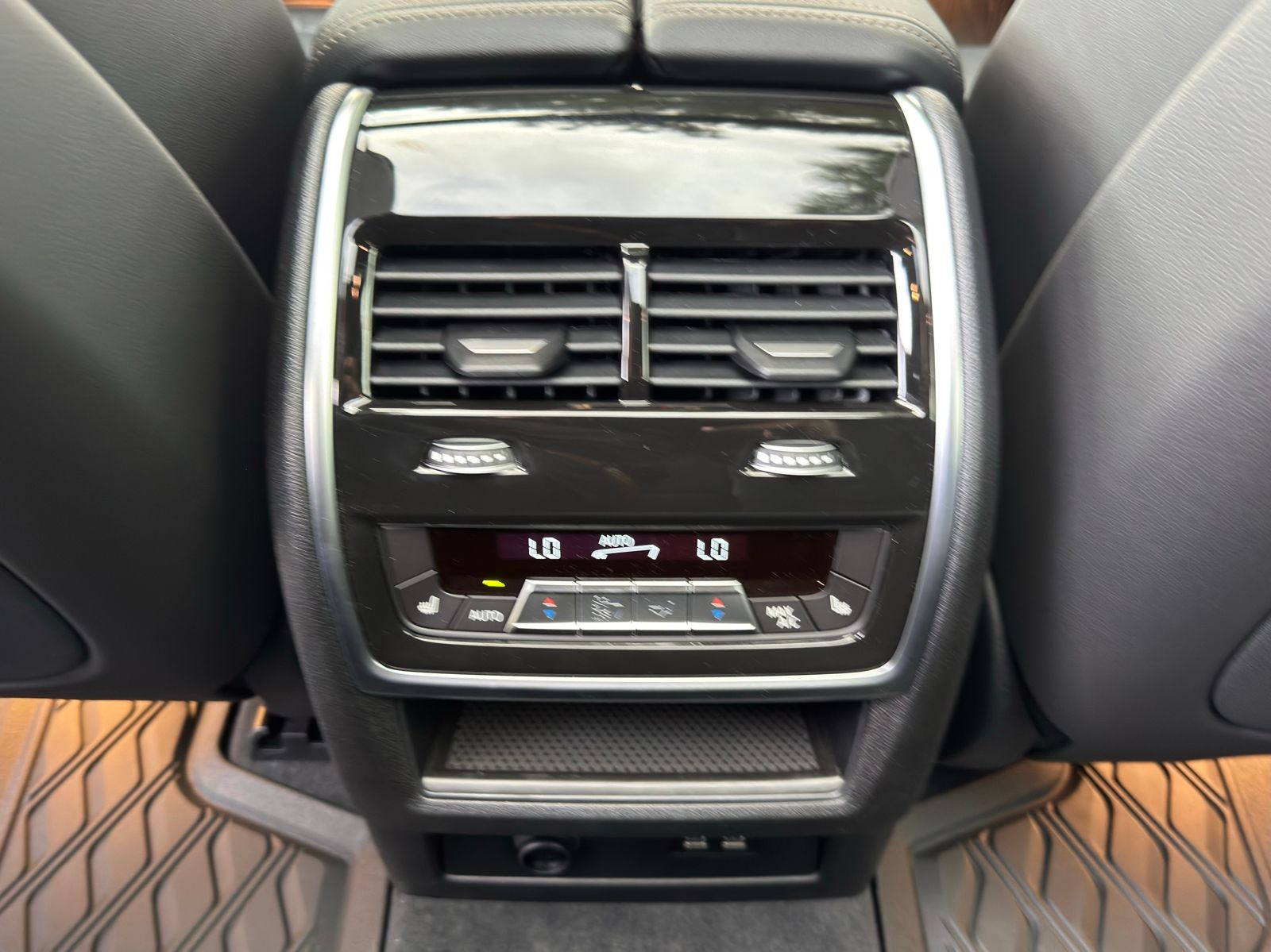 2026 Bmw X5 xDrive40i photo 13
