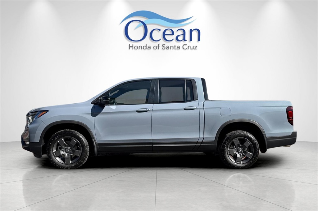 2026 Honda Ridgeline TrailSport photo 2