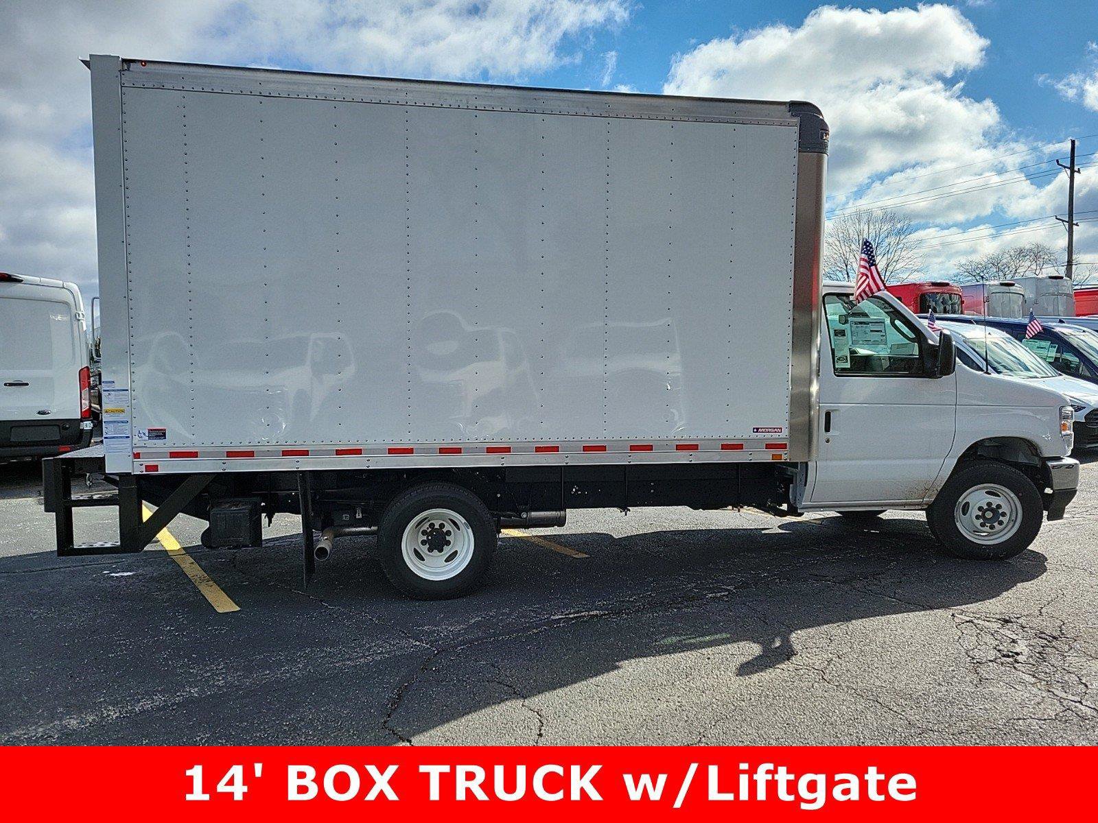 2024 Ford E-350 photo 4