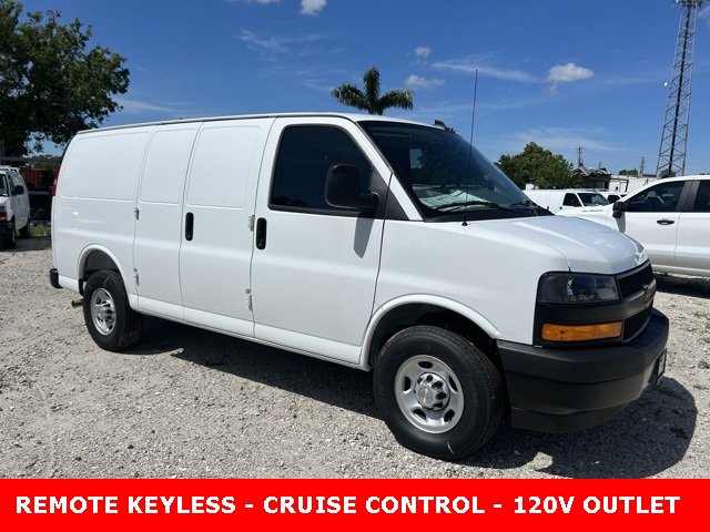 2025 Chevrolet Express Cargo Work Van's photo